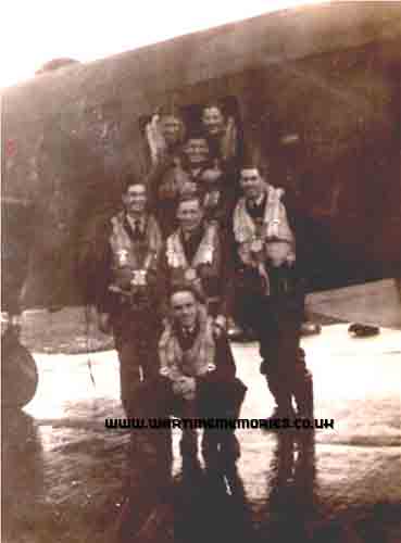 Frank Weldon Top Left R-Roget at Binbrook 1944